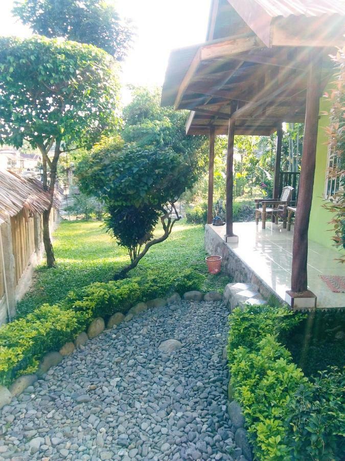 Sahnan Guest House Bukit Lawang Exteriér fotografie
