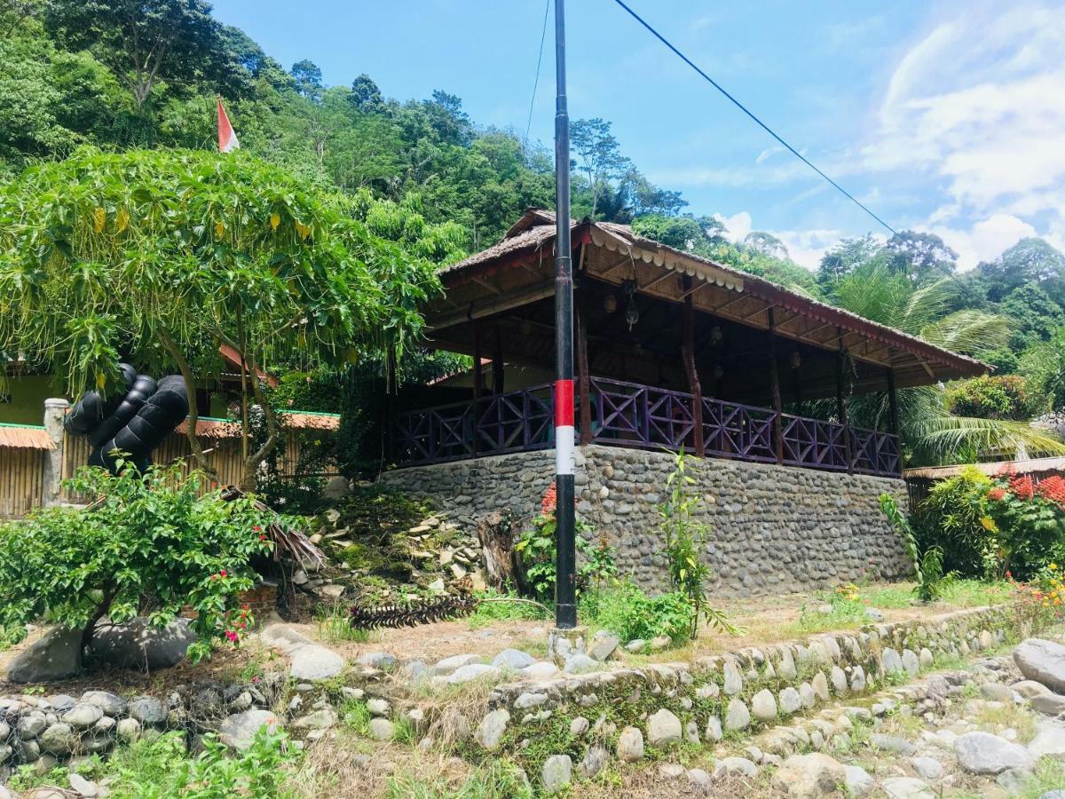 Sahnan Guest House Bukit Lawang Exteriér fotografie